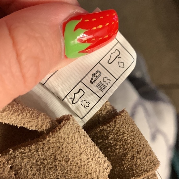 UGG Rioni Tan Suede Leather Soft Pull On Mid Boots - Picture 15 of 15